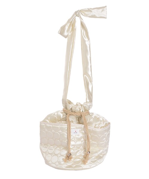 merry jenny(メリージェニー)の「キルティングBAG(バッグ・レディース・オフホワイト/ブラック/キャメル・F)」の1枚目の写真