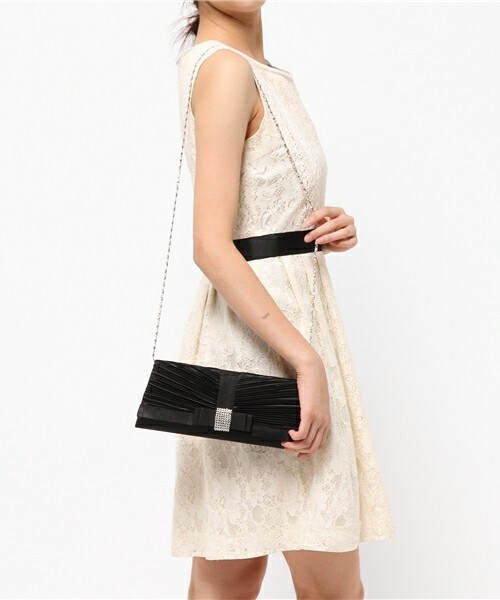 matelasse durer（マトラッセ デュレ）の「ﾘﾎﾞﾝﾌﾟﾘｰﾂPB（クラッチバッグ・レディース・ブラック/ベージュ・フリー）」の11枚目の写真