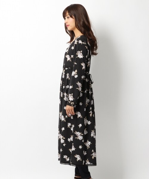 Heather（ヘザー）の「ROSEマキシガウン*ワンピース（ワンピース/ドレス・ブラック/レッド・FREE）」の4枚目の写真