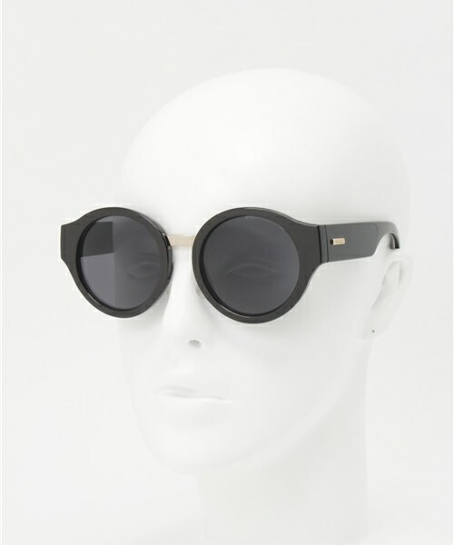 MINK PINK（ミンクピンク）の「【ＭＩＮＫ ＰＩＮＫ】SPIN OUT（サングラス・レディース・ブラック・フリー）」の8枚目の写真