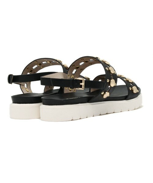 matelasse durer（マトラッセ デュレ）の「スタッズスポーティサンダル（サンダル・レディース・ホワイト/ブラック・23.0cm/23.5cm/24.0cm）」の5枚目の写真