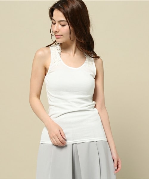 INTERPLANET WINGS（インタープラネットウィング）の「後ろパーツレースタンクトップ（タンクトップ・レディース・オフホワイト/ブラック/ネイビー/イエロー・FREE）」の2枚目の写真