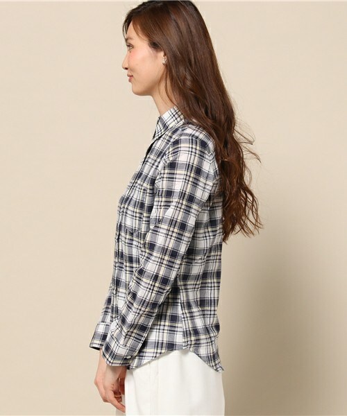 INTERPLANET WINGS（インタープラネットウィング）の「エアリーコットンチェックシャツ（シャツ/ブラウス・レディース・ブラック/ヘザーチャコール/イエロー/ボルドー・FREE）」の5枚目の写真