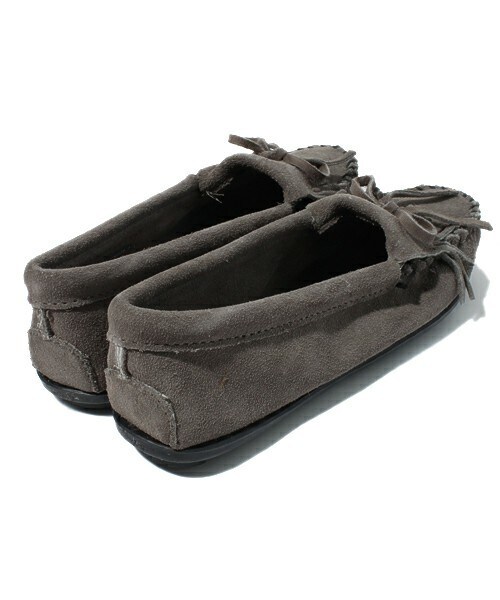 Minnetonka（ミネトンカ）の「【MINNETONKA】KILTY SUEDE MOC（モカシン/デッキシューズ・レディース・ブラック/グレー/ブラウン/ベージュ/ネイビー・22.5cm/23.5cm/24.5cm）」の8枚目の写真
