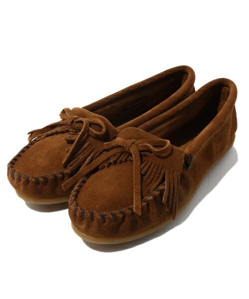 Minnetonka（ミネトンカ）の「【MINNETONKA】KILTY SUEDE MOC（モカシン/デッキシューズ・レディース・ブラック/グレー/ブラウン/ベージュ/ネイビー・22.5cm/23.5cm/24.5cm）」の3枚目の写真