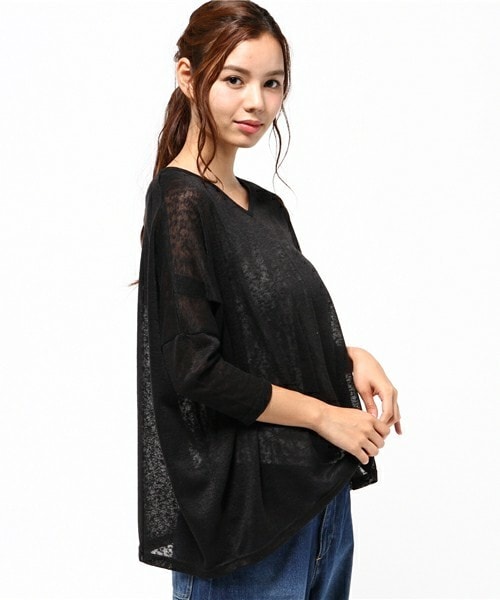 INTERPLANET WINGS(インタープラネットウィング)の「杢天竺VネックP/O+タンクセット(Tシャツ/カットソー・レディース・オフホワイト/ブラック/カーキ・FREE)」の3枚目の写真