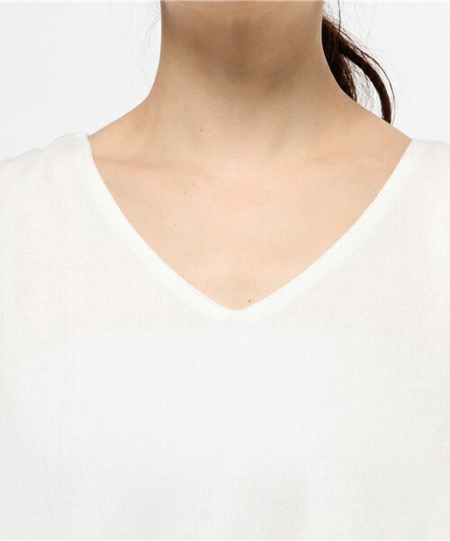 actuel（アクチュエル）の「ノースリイレギュラーヘムレイヤードP/O（Tシャツ/カットソー・レディース・オフホワイト/ブラック/オレンジ・FREE）」の7枚目の写真