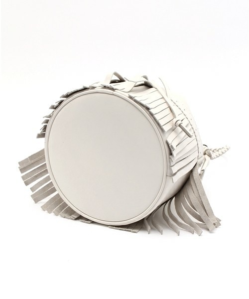 J&M Davidson（ジェイアンドエムデヴィッドソン）の「J&M DAVIDSON　ワンハンドルフリンジショルダーバッグ"M.CARNIVAL"（ショルダーバッグ・レディース・ホワイト/ブラック・FREE）」の7枚目の写真