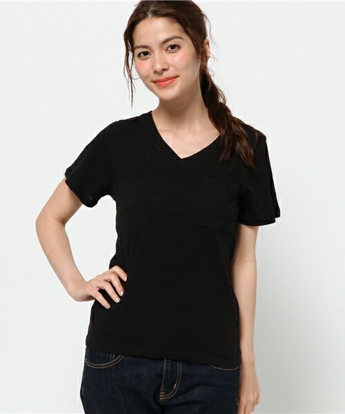 archives（アルシーヴ）の「ポケ付Vプルオーバー（Tシャツ/カットソー・レディース・オフホワイト/ブラック/グレー/ベージュ/カーキ/レッド・MEDIUM）」の2枚目の写真