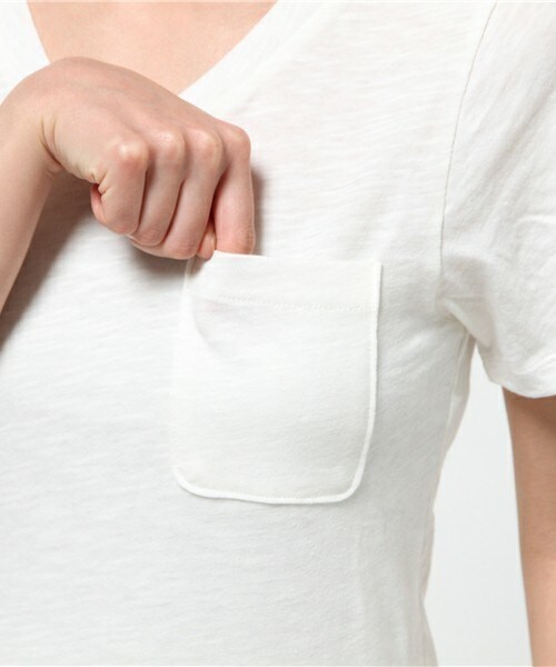 archives（アルシーヴ）の「ポケ付Vプルオーバー（Tシャツ/カットソー・レディース・オフホワイト/ブラック/グレー/ベージュ/カーキ/レッド・MEDIUM）」の12枚目の写真