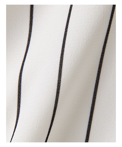 INGNI（イング）の「JZノースリTOPS＋ガウチョパンツ／SET（トップス・レディース・ｵﾌﾎﾜｲﾄ/ｵﾌﾎﾜｲﾄ/ｽﾄﾗｲﾌﾟ/ﾋﾟﾝｸﾍﾞｰｼﾞｭ/ｺﾝ/ｽﾄﾗｲﾌﾟ/ｷｬﾒﾙ/ﾗｲﾄﾌﾞﾗｳﾝ/ﾚｰｽ/ｸﾛ・M）」の7枚目の写真