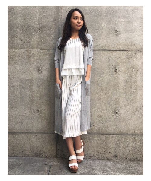 INGNI（イング）の「JZノースリTOPS＋ガウチョパンツ／SET（トップス・レディース・ｵﾌﾎﾜｲﾄ/ｵﾌﾎﾜｲﾄ/ｽﾄﾗｲﾌﾟ/ﾋﾟﾝｸﾍﾞｰｼﾞｭ/ｺﾝ/ｽﾄﾗｲﾌﾟ/ｷｬﾒﾙ/ﾗｲﾄﾌﾞﾗｳﾝ/ﾚｰｽ/ｸﾛ・M）」の9枚目の写真