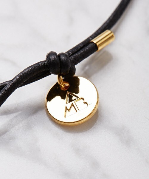 AMBUSH(アンブッシュ)の「AMBUSH レザーストリングブレスレット3(ブレスレット・メンズ・シルバー/ゴールド・FREE)」の7枚目の写真