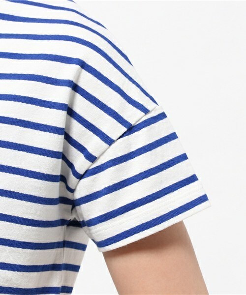 FREDY&GLOSTER(フレディアンドグロスター)の「21/2 度詰天竺半袖プルオーバーカットソー(Tシャツ/カットソー・レディース・ホワイト系その他/ネイビー/ブルー系その他・36/38)」の8枚目の写真