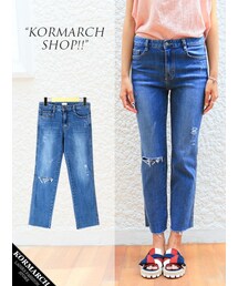 KORMARCH | スッキリとした細身のシルエットのデニム(デニムパンツ)