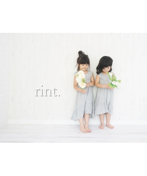 no brand（ノーブランド）の「＊ラスト１＊フリルロングワンピース　グレー《90》（ワンピース・キッズ・その他）」の4枚目の写真