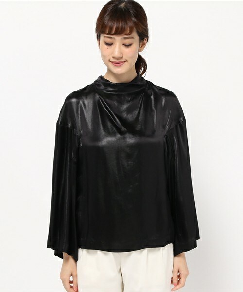 TOGA PULLA HEAVY SATIN BLOUSE サテンブラウス TOGA PULLA HEAVY SATIN BLOUSE サテンブラウス