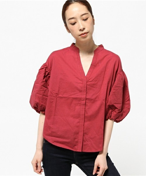 actuel（アクチュエル）の「ボリュームSLブラウス（シャツ/ブラウス・レディース・オフホワイト/モカ/ボルドー・FREE）」の3枚目の写真