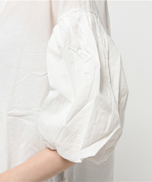 actuel（アクチュエル）の「ボリュームSLブラウス（シャツ/ブラウス・レディース・オフホワイト/モカ/ボルドー・FREE）」の8枚目の写真