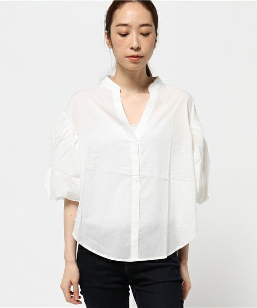 actuel（アクチュエル）の「ボリュームSLブラウス（シャツ/ブラウス・レディース・オフホワイト/モカ/ボルドー・FREE）」の4枚目の写真