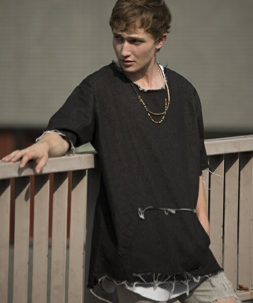 CASPER JOHN AIVER（キャスパージョンアイバー）の「CASPER JOHN AIVER  裾ダメージデニムプルオーバーシャツ（シャツ/ブラウス・メンズ・ブラック系その他/インディゴブルー・FREE）」の2枚目の写真