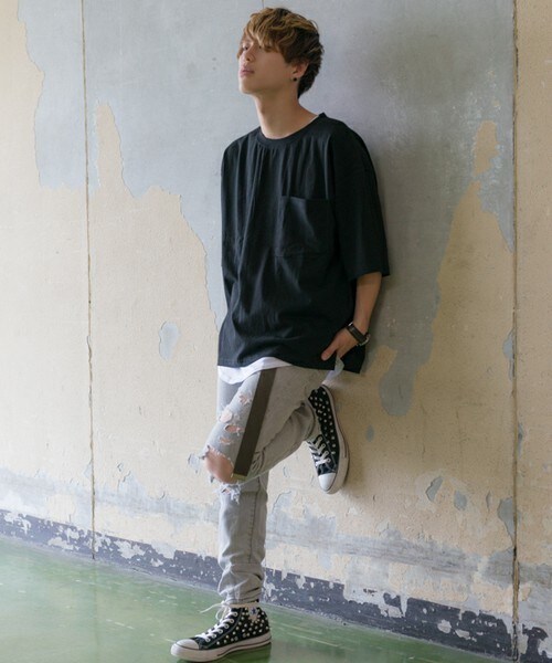 CASPER JOHN AIVER（キャスパージョンアイバー）の「CASPER JOHN AIVER　フェードカラービッグT/ポケット付き（Tシャツ/カットソー・メンズ・ホワイト/ブラック/グレー/ベージュ/カーキ・FREE）」の17枚目の写真