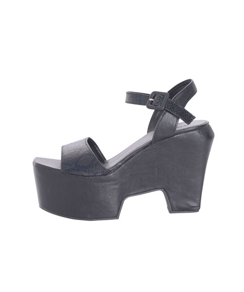 EMODA（エモダ）の「パイソンBULKY SANDALS（シューズ・レディース・ホワイト/ブラック・S/M/L）」の2枚目の写真