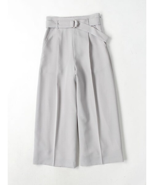 31 Sons de mode（トランテアン　ソン　ドゥ　モード）の「★新作★ベルト付フレアワイドパンツ（パンツ・レディース・オフホワイト/ベージュ/ライトグレー・36/38）」の2枚目の写真