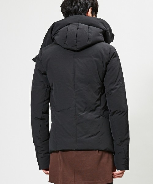 The Viridi-anne(ザヴィリディアン)の「The Viridi-anne コットンナイロンダウン(ダウンジャケット/コート・メンズ・ブラック・1/2/3)」の15枚目の写真