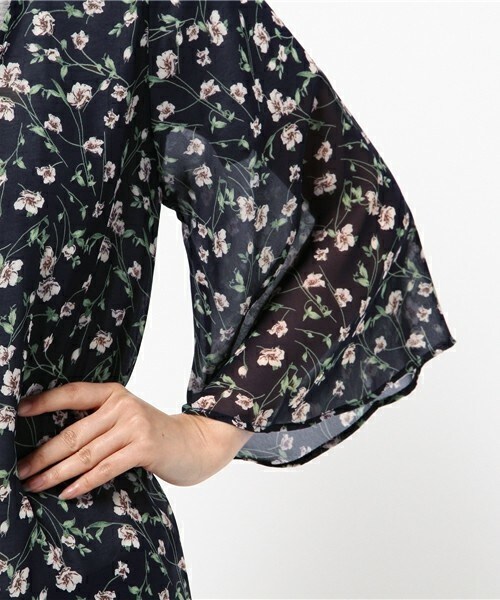 archives（アルシーヴ）の「花柄シフォンガウン（カーディガン/ボレロ・レディース・オフホワイト/ブラック/ネイビー・MEDIUM）」の8枚目の写真