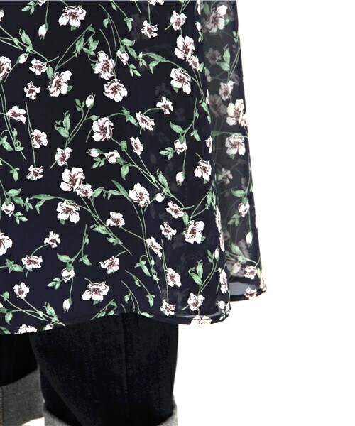 archives（アルシーヴ）の「花柄シフォンガウン（カーディガン/ボレロ・レディース・オフホワイト/ブラック/ネイビー・MEDIUM）」の9枚目の写真
