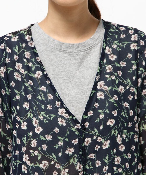 archives（アルシーヴ）の「花柄シフォンガウン（カーディガン/ボレロ・レディース・オフホワイト/ブラック/ネイビー・MEDIUM）」の7枚目の写真