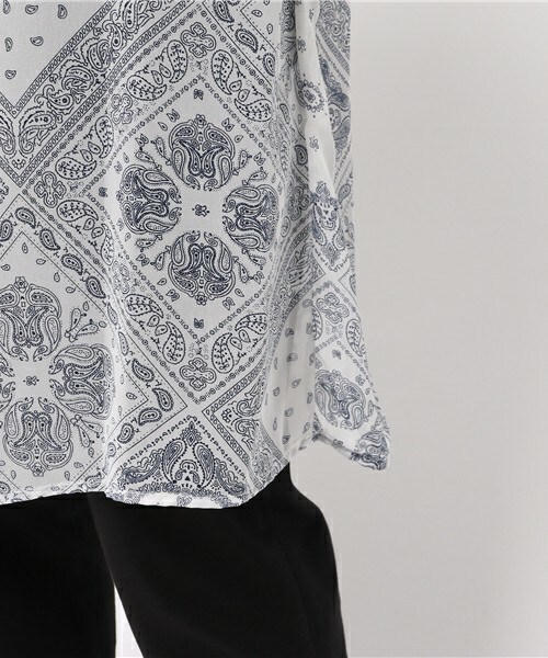 archives（アルシーヴ）の「バンダナ柄ガウン（カーディガン/ボレロ・レディース・オフホワイト/ブラック・MEDIUM）」の8枚目の写真