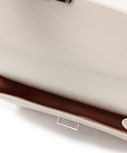 LOWRYS FARM(ローリーズファーム)の「★WEB先行予約アイテム☆5WAYショルダーBAG(バッグ・オフ/ブラック/レッド/ベージュ・ナシ)」の9枚目の写真