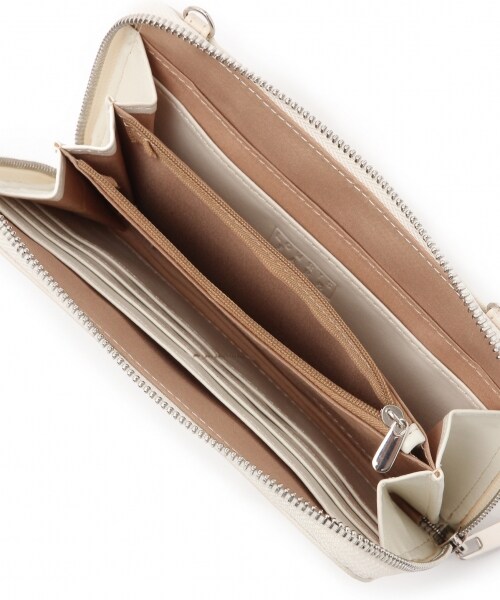 LOWRYS FARM(ローリーズファーム)の「★WEB先行予約アイテム☆5WAYショルダーBAG(バッグ・オフ/ブラック/レッド/ベージュ・ナシ)」の10枚目の写真