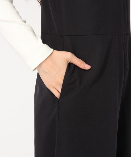 GLOBAL WORK(グローバルワーク)の「Vネックオールインワン(ワンピース/ドレス・ブラック/ベージュ/ネイビー・M/L)」の11枚目の写真