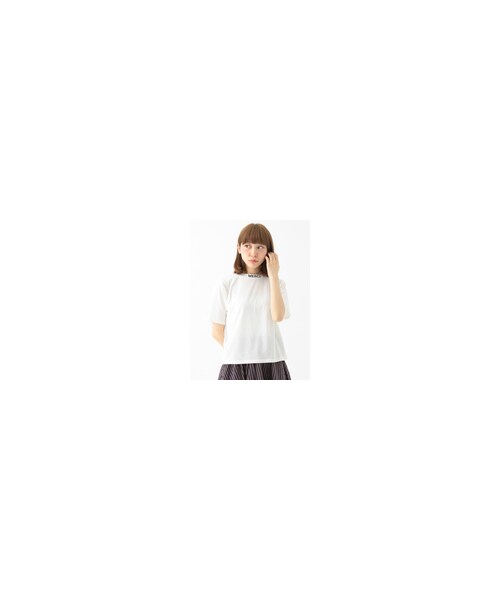 earth music&ecology(アースミュージックアンドエコロジー)の「★刺繍チビハイネックショートTEE(トップス・オフホワイト/杢ライトグレー/ネイビー/ボーダー・F)」の5枚目の写真