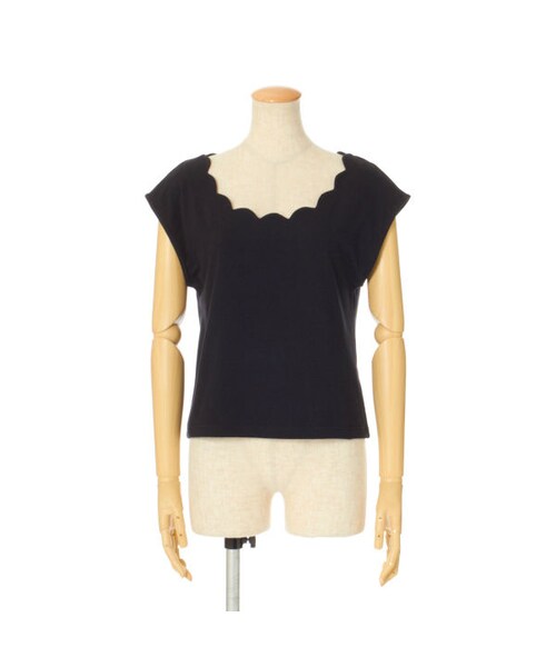 F i.n.t（フィント）の「スカラップネックフレンチスリーブT/F i.n.t（Tシャツ/カットソー・レディース・その他）」の2枚目の写真