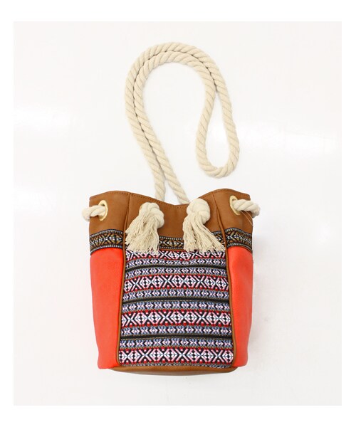 ANAP(アナップ)の「チロリアンテープバイカラーポシェット(バッグ・レディース・ターコイズ/ブラウン・one size)」の1枚目の写真