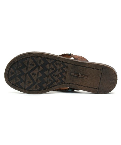 Minnetonka(ミネトンカ)の「【MINNETONKA】ビーズサンダル(サンダル・レディース・ブラウン/ベージュ・SMALL/MEDIUM/LARGE)」の4枚目の写真
