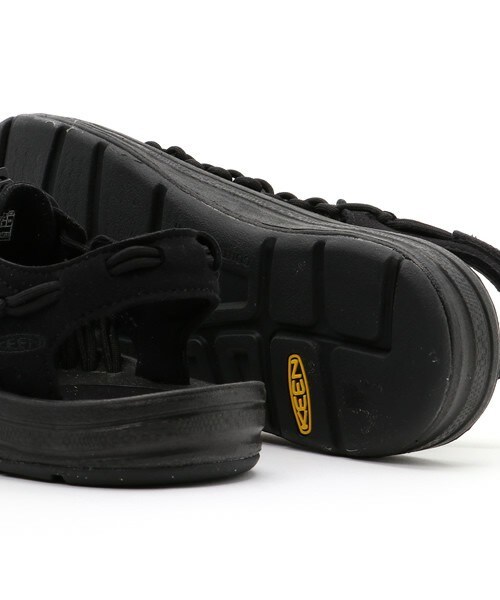 KEEN(キーン)の「ウィメンズ キーン ユニークサンダル モノクローム ブラック KEEN UNEEK W-BLACK/BLACK 1014099(サンダル・レディース・ブラック・23cm/23.5cm/24cm/24.5cm)」の8枚目の写真