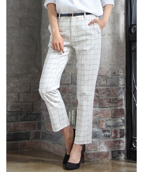 Honeys（ハニーズ）の「テーパードパンツ（パンツ・スキニー・レディース・オフチェック/ブラック/コンチェック/コンストライプ/グレーストライプ・Ｓ/Ｍ/Ｌ）」の2枚目の写真