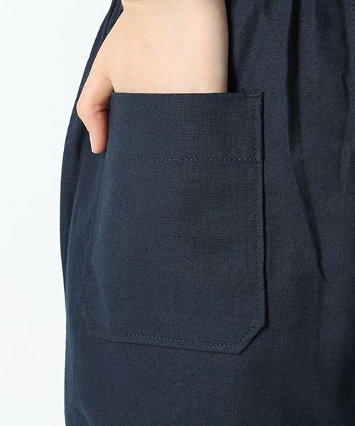 studio CLIP（スタディオクリップ）の「コットンリネンクロスイージーテーパードパンツ（パンツ・ホワイト/スモーク/カーキ/ネイビー・M/L）」の14枚目の写真