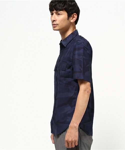 MEN'S BIGI(メンズビギ)の「ミリタリー半袖シャツ(ベージュ・カーキ・迷彩)(シャツ/ブラウス・メンズ・ベージュ/カーキ/カモフラージュ・S/M/L)」の4枚目の写真