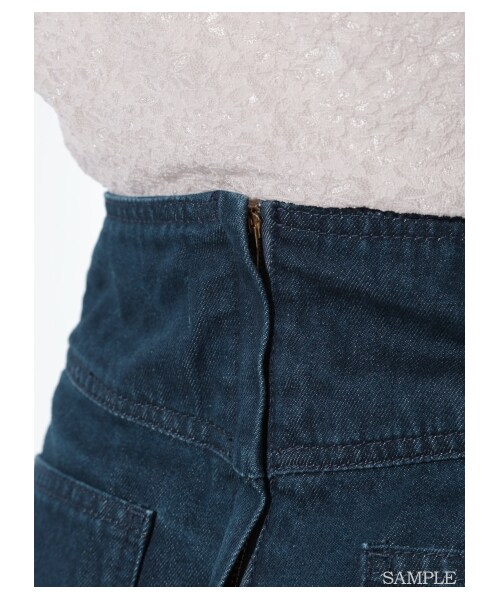 LILY BROWN（リリーブラウン）の「2WAYロングデニムジャンスカ（膝丈ワンピース・レディース・BLU/DBLU・0/1）」の15枚目の写真