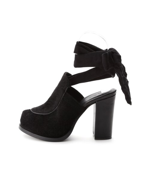 LILY BROWN（リリーブラウン）の「2wayレースアップサボ（サンダル・レディース・CML/BLK/BEG・S/M/L）」の2枚目の写真