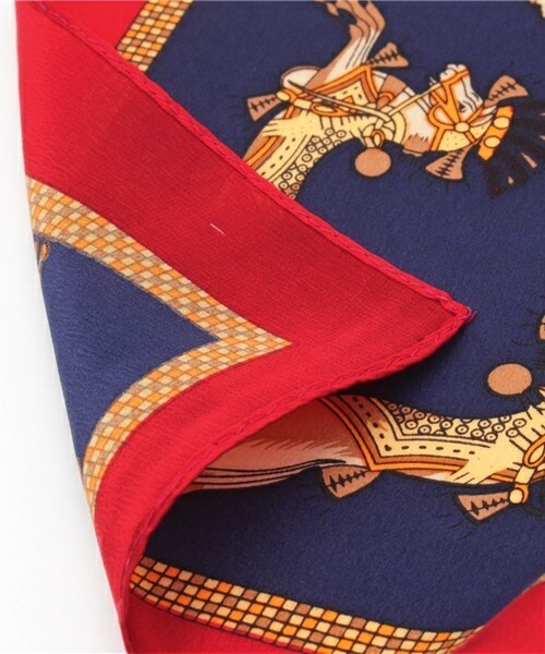 archives（アルシーヴ）の「two pony柄スカーフ（ストール/ショール・レディース・レッド・MEDIUM）」の3枚目の写真