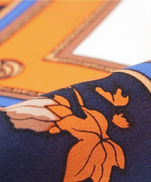 archives（アルシーヴ）の「two pony柄スカーフ（ストール/ショール・レディース・レッド・MEDIUM）」の4枚目の写真