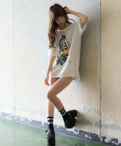 CASPER JOHN AIVER(キャスパージョンアイバー)の「CASPER JOHN AIVER ビッグAロングTシャツ(Tシャツ/カットソー・メンズ・ホワイト/ブラック・FREE)」の10枚目の写真