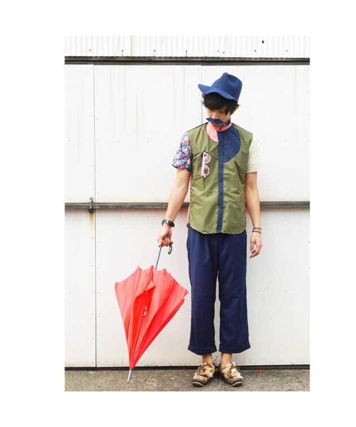 NIRAME.CO（ニラメッコ）の「蝶カラ―しゃつ　花柄（シャツ/ブラウス・メンズ・その他）」の2枚目の写真